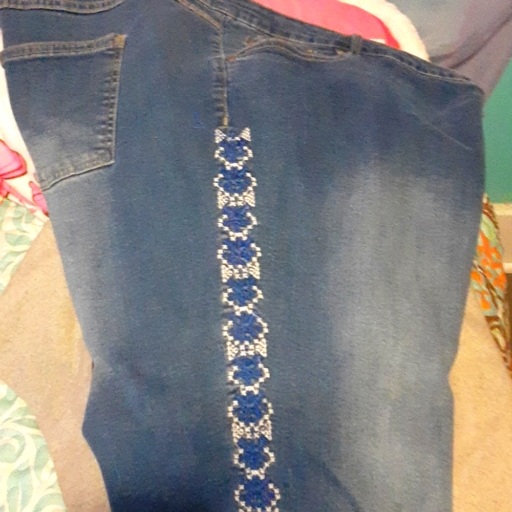 Women within cross stitch denim capri 24